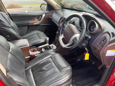 2014 Mahindra Xuv - Thumbnail