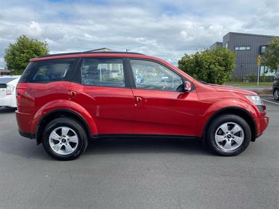 2014 Mahindra Xuv - Thumbnail