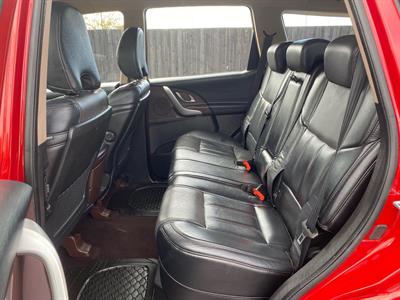 2014 Mahindra Xuv - Thumbnail