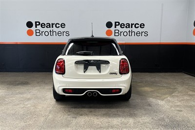 2015 Mini Cooper S - Thumbnail