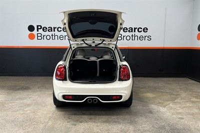2015 Mini Cooper S - Thumbnail
