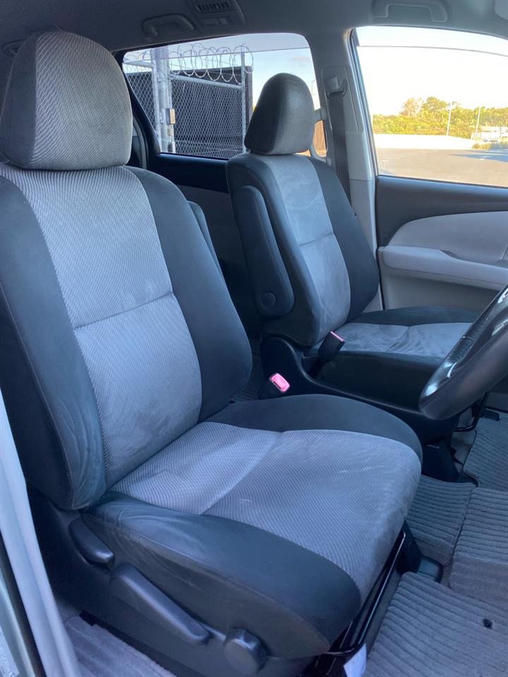 2007 Toyota Estima