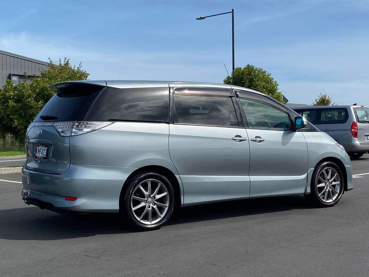 2007 Toyota Estima