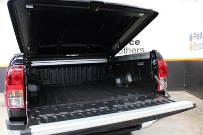 2016 Toyota Hilux - Thumbnail