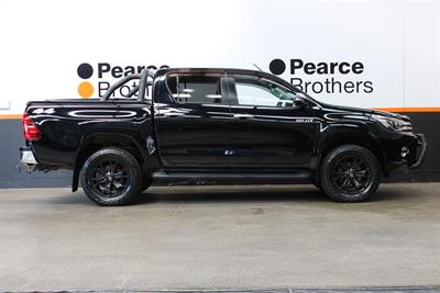 2016 Toyota Hilux - Thumbnail