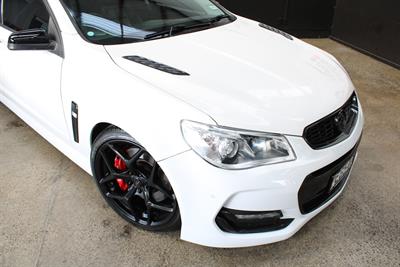 2015 Holden COMMODORE - Thumbnail