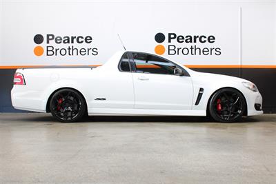 2015 Holden COMMODORE - Thumbnail