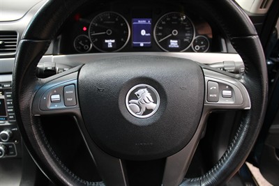 2009 Holden Commodore - Thumbnail