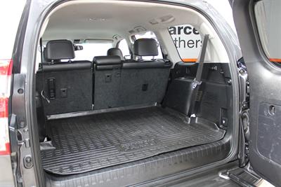 2016 Toyota Landcruiser Prado - Thumbnail