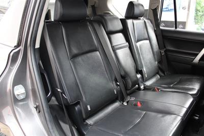 2016 Toyota Landcruiser Prado - Thumbnail