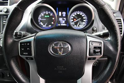 2016 Toyota Landcruiser Prado - Thumbnail