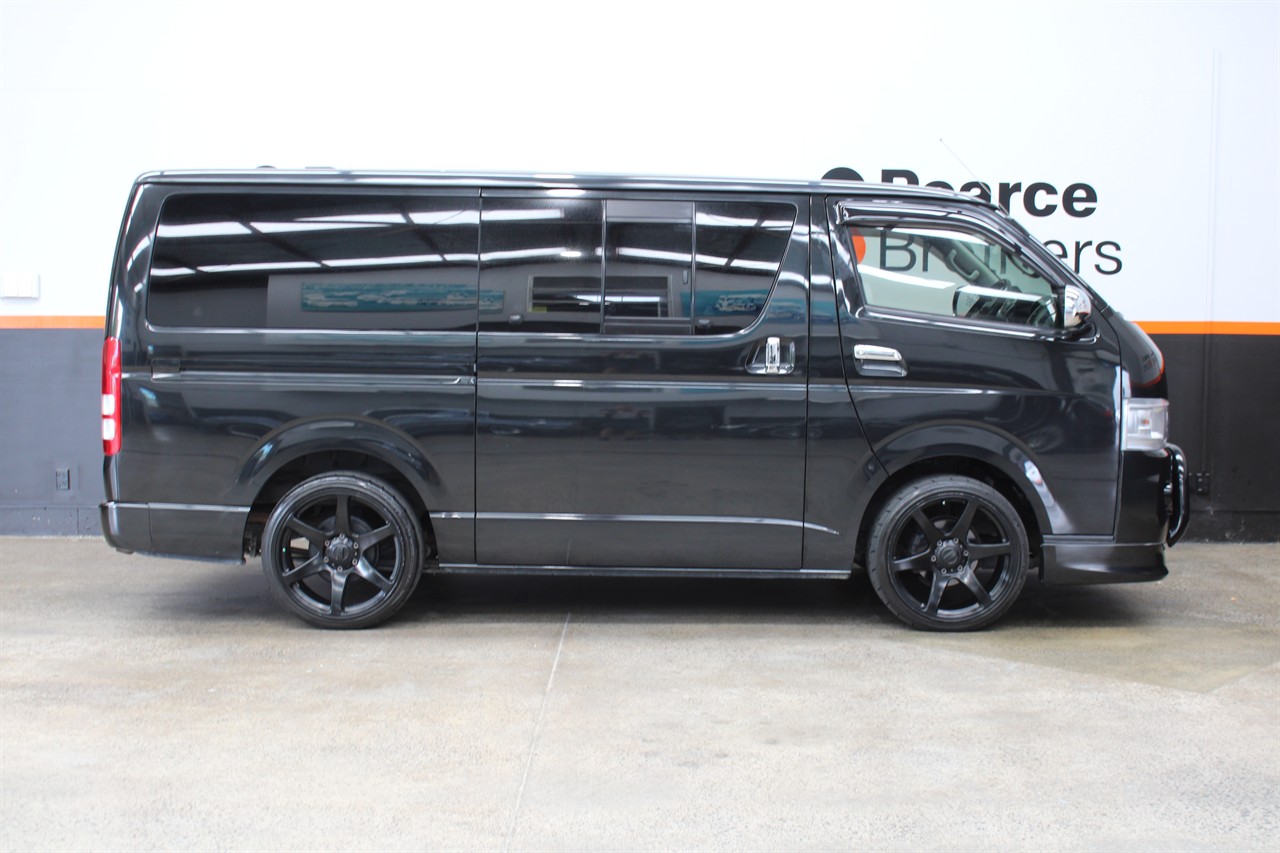 2008 Toyota Hiace