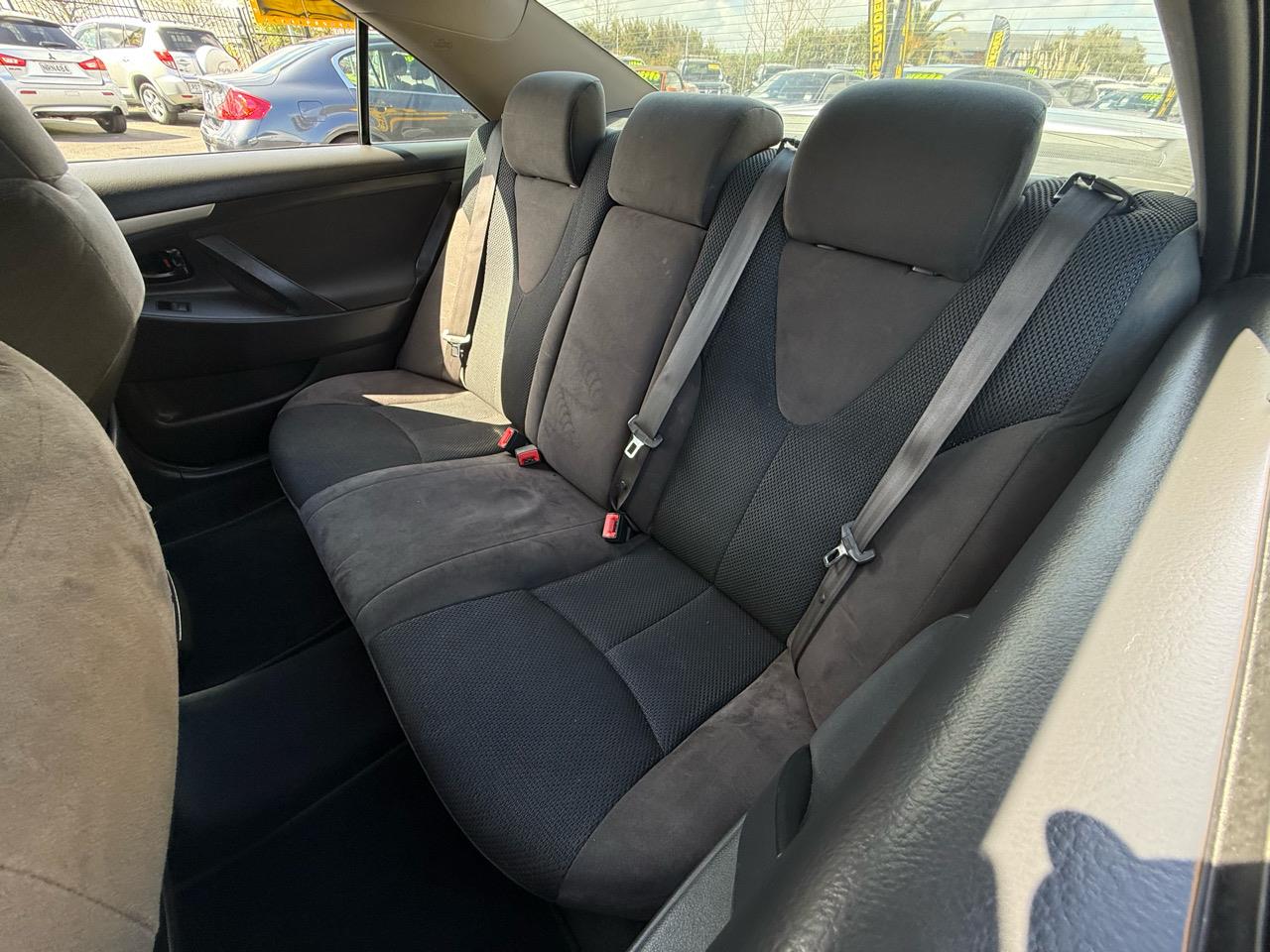 2010 Toyota AURION