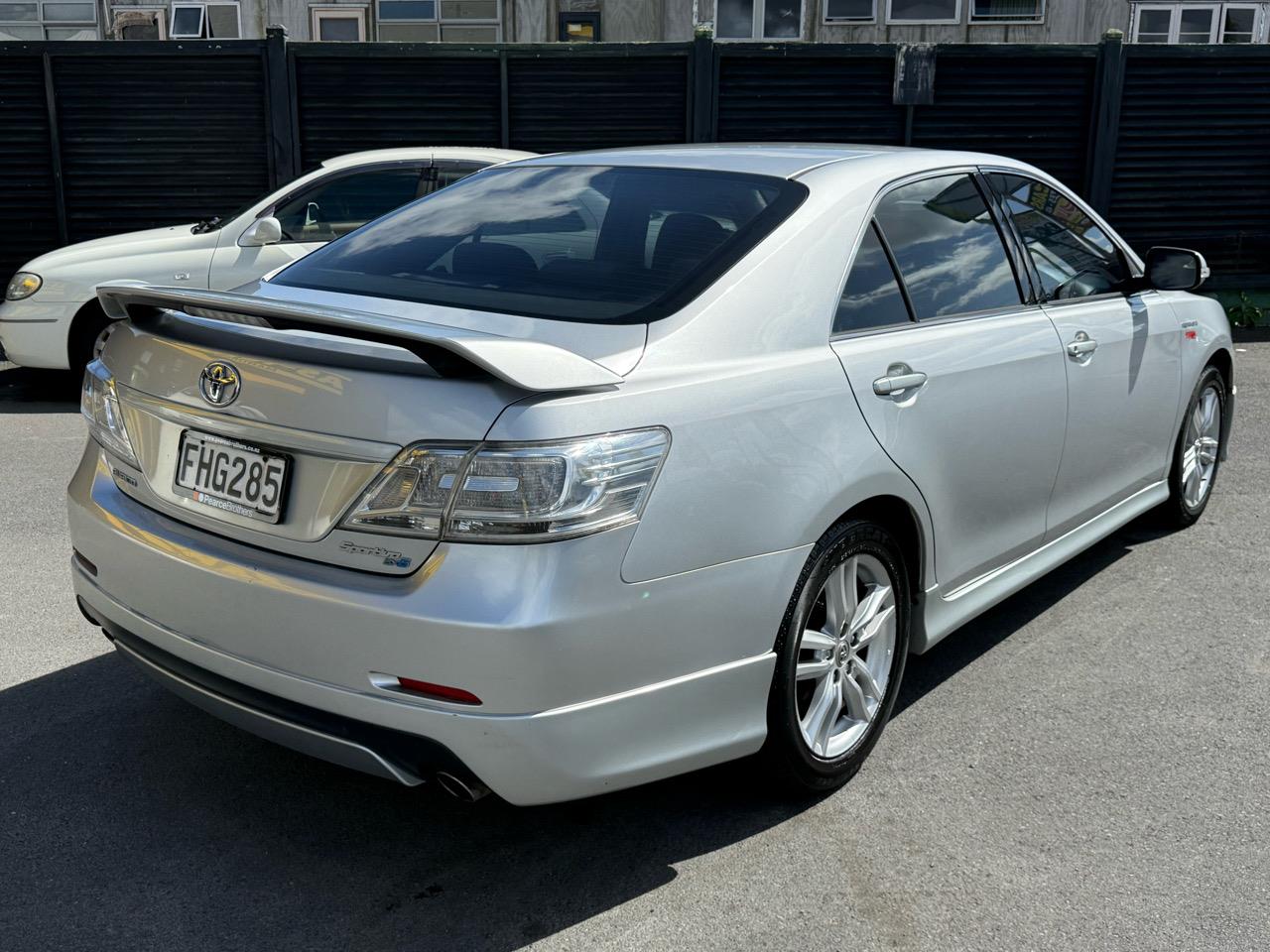 2010 Toyota AURION