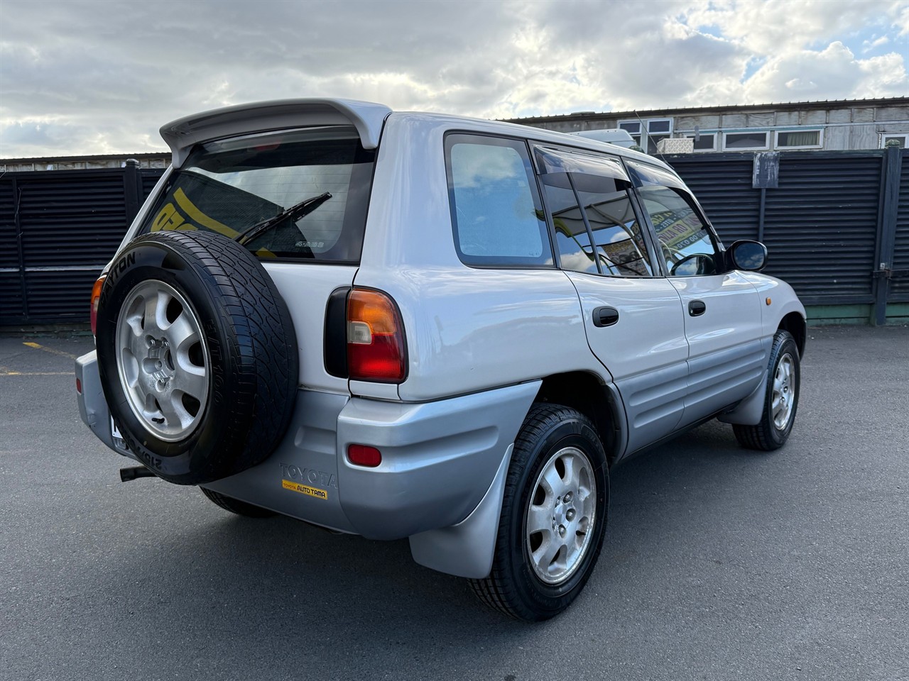 1996 Toyota RAV4