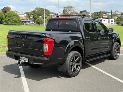 2017 Nissan Navara - Thumbnail