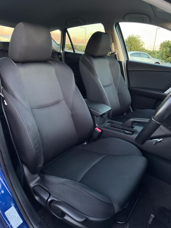 2010 Mazda Axela