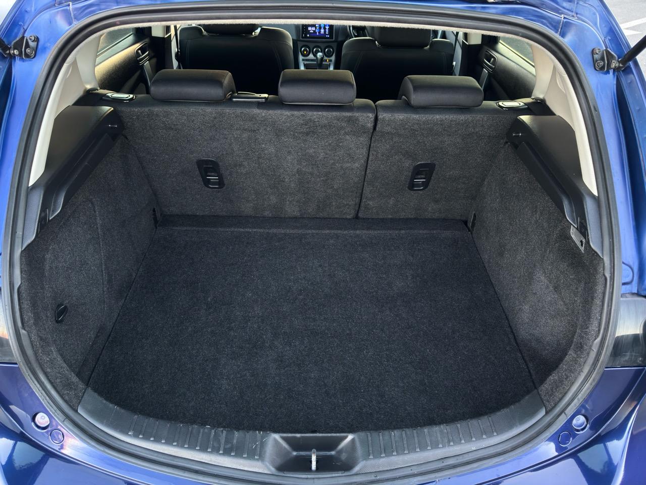 2010 Mazda Axela