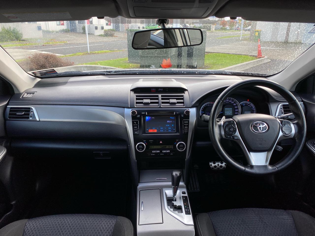 2012 Toyota Aurion