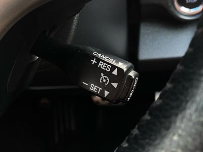 2012 Toyota Aurion - Thumbnail