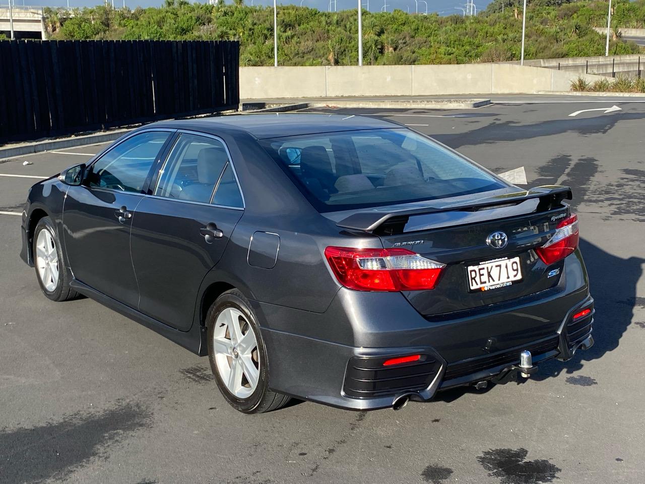2012 Toyota Aurion