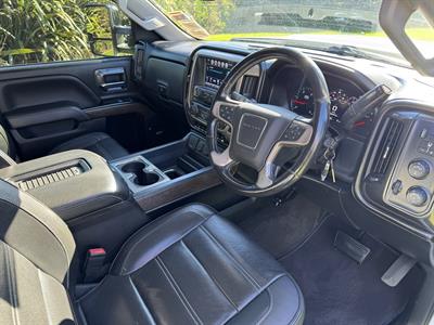 2017 GMC Denali - Thumbnail