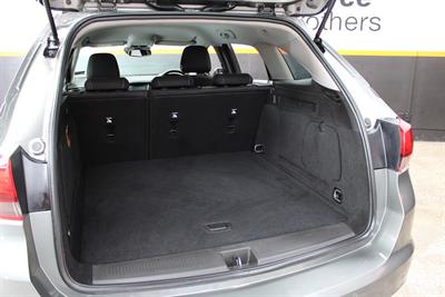 2019 Holden Astra - Thumbnail