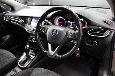 2019 Holden Astra - Thumbnail