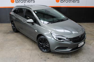 2019 Holden Astra - Thumbnail