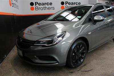2019 Holden Astra - Thumbnail