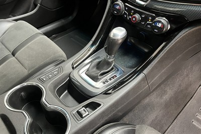 2016 Holden Commodore - Thumbnail