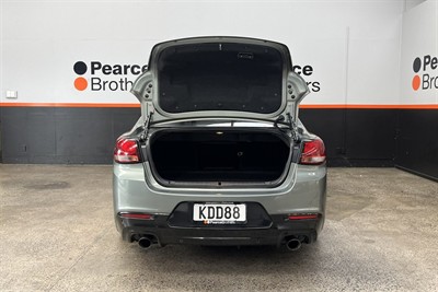 2016 Holden Commodore - Thumbnail