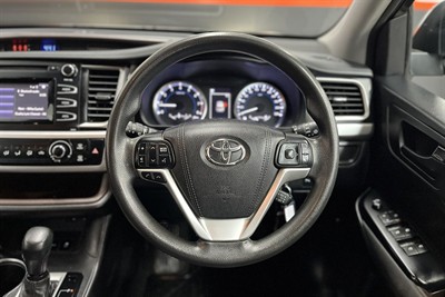 2017 Toyota HIGHLANDER - Thumbnail