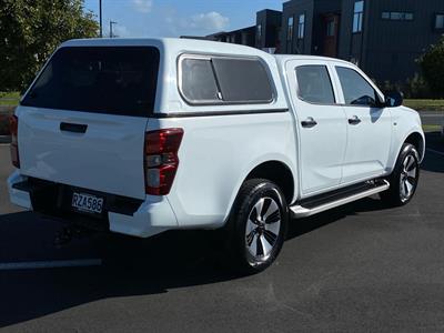 2022 Isuzu D-Max - Thumbnail