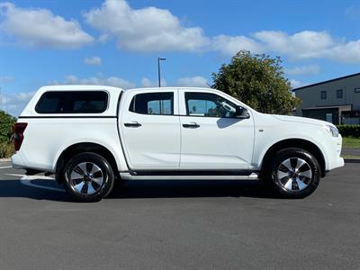 2022 Isuzu D-Max - Thumbnail