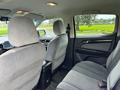 2015 Holden Colorado - Thumbnail