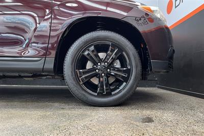 2012 Toyota HIGHLANDER - Thumbnail