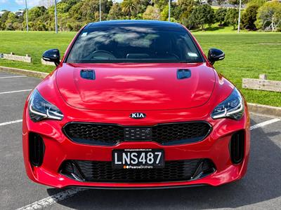 2018 Kia Stinger - Thumbnail