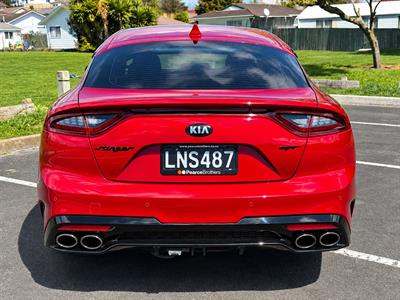 2018 Kia Stinger - Thumbnail