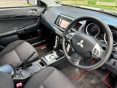 2017 Mitsubishi Lancer - Thumbnail