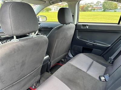 2017 Mitsubishi Lancer - Thumbnail