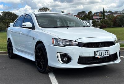 2017 Mitsubishi Lancer - Thumbnail