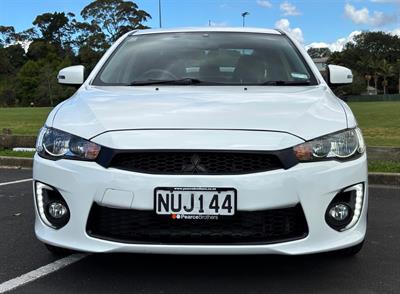2017 Mitsubishi Lancer - Thumbnail