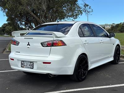 2017 Mitsubishi Lancer - Thumbnail