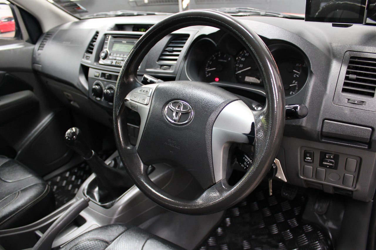 2013 Toyota Hilux