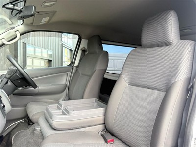 2018 Nissan Nv350 - Thumbnail
