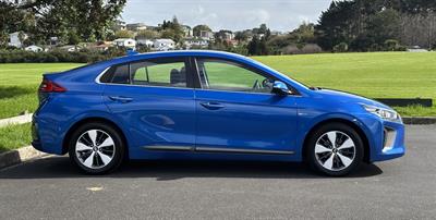 2018 Hyundai Ioniq - Thumbnail