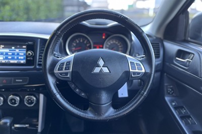 2016 Mitsubishi Lancer - Thumbnail