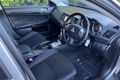 2016 Mitsubishi Lancer - Thumbnail