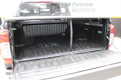 2018 Nissan Navara - Thumbnail